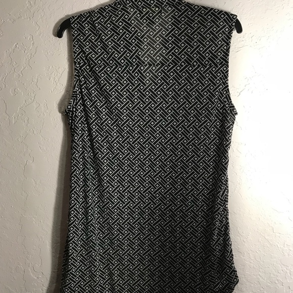 Bundle Tops - Picture 2 of 8